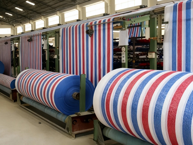 专业防水彩条布生产厂家-多种规格加厚彩条布全国发货